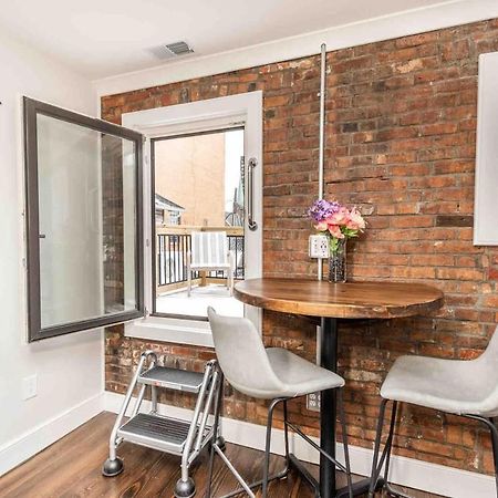 דירות Luxury Design Focused, Detroit Themed Apt Near Downtown In The Art District מראה חיצוני תמונה